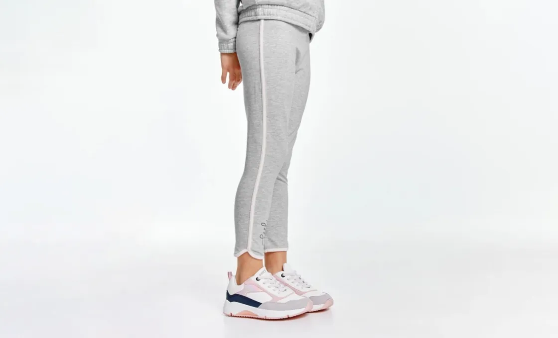 Eco-friendly ODM manufacturing service for Kids Thermal Leggings.