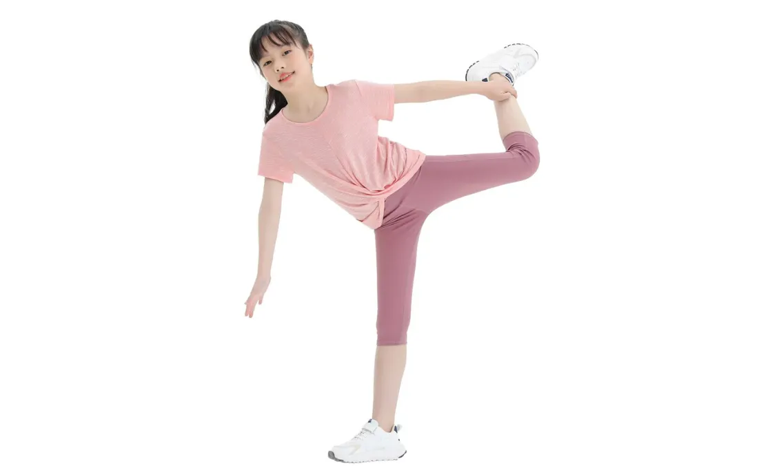 Sustainable OEM/ODM manufacturing service for Kids Capri Leggings.