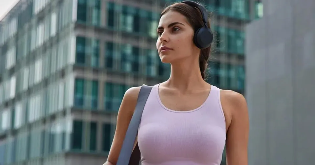 Private label athleisure manufacturer with custom option