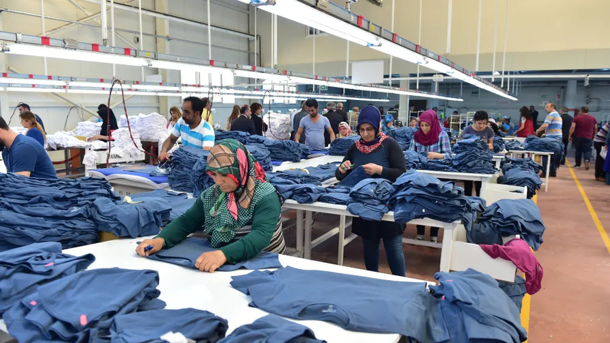 Turkey’s strategic location between Europe and Asia allows for quick turnaround times and competitive pricing