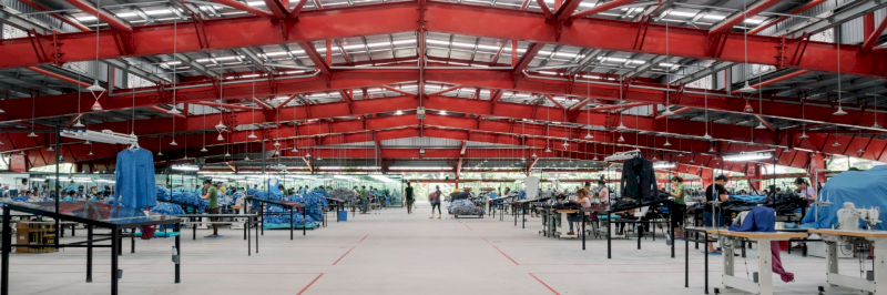 Known for its strong technical capabilities, Maxport specializes in high-performance apparel such as sports T-shirts, compression wear, running shorts, and outdoor jackets
