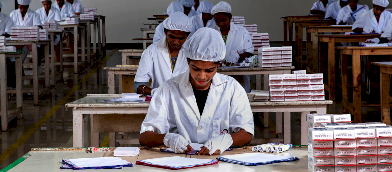 Alok Industries Limited is one of India’s largest vertically integrated textile manufacturers, offering cotton and polyester yarn, apparel fabrics, home textiles, and garments