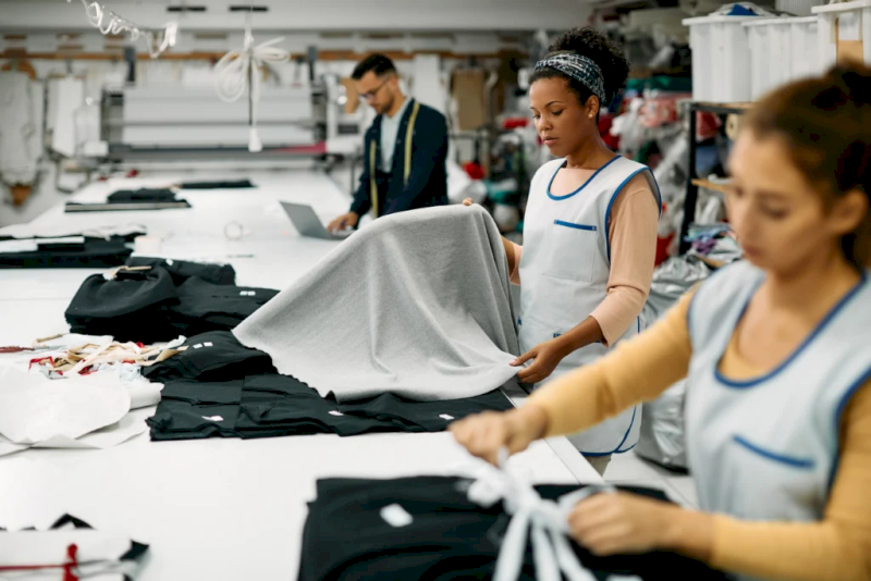 ASNS Apparel: London-based manufacturer with 10+ years experience