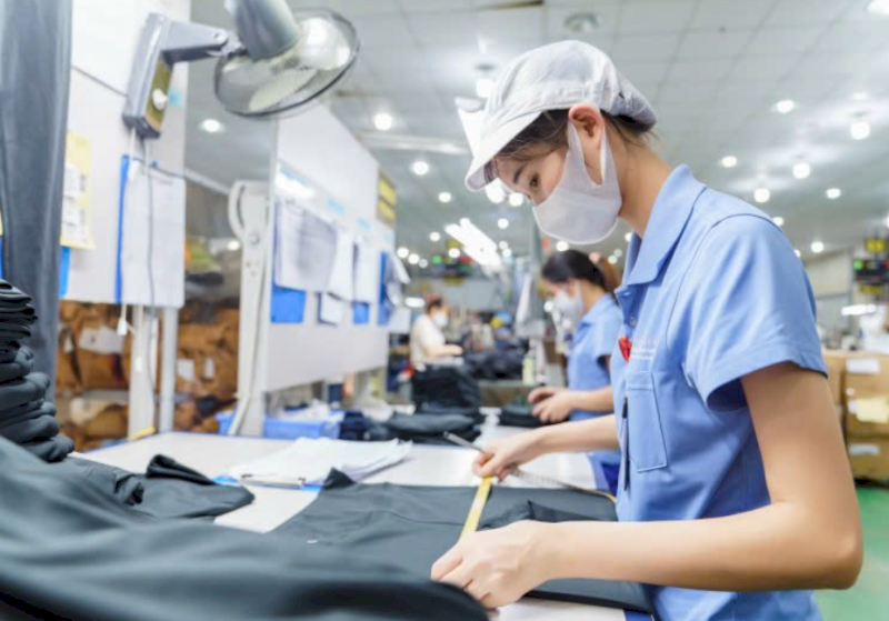 Confirm QC procedures to ensure consistent, defect-free production