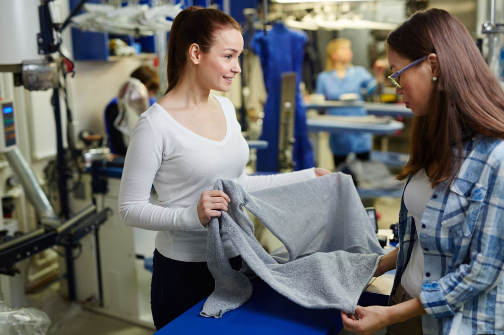 Unpredictable consumer trends and long production lead times make demand forecasting difficult for fashion brands